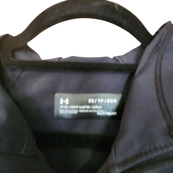 Under Armour Womens Hooded Lightweight Jacket Xs Full Zip - Picture 3 of 3